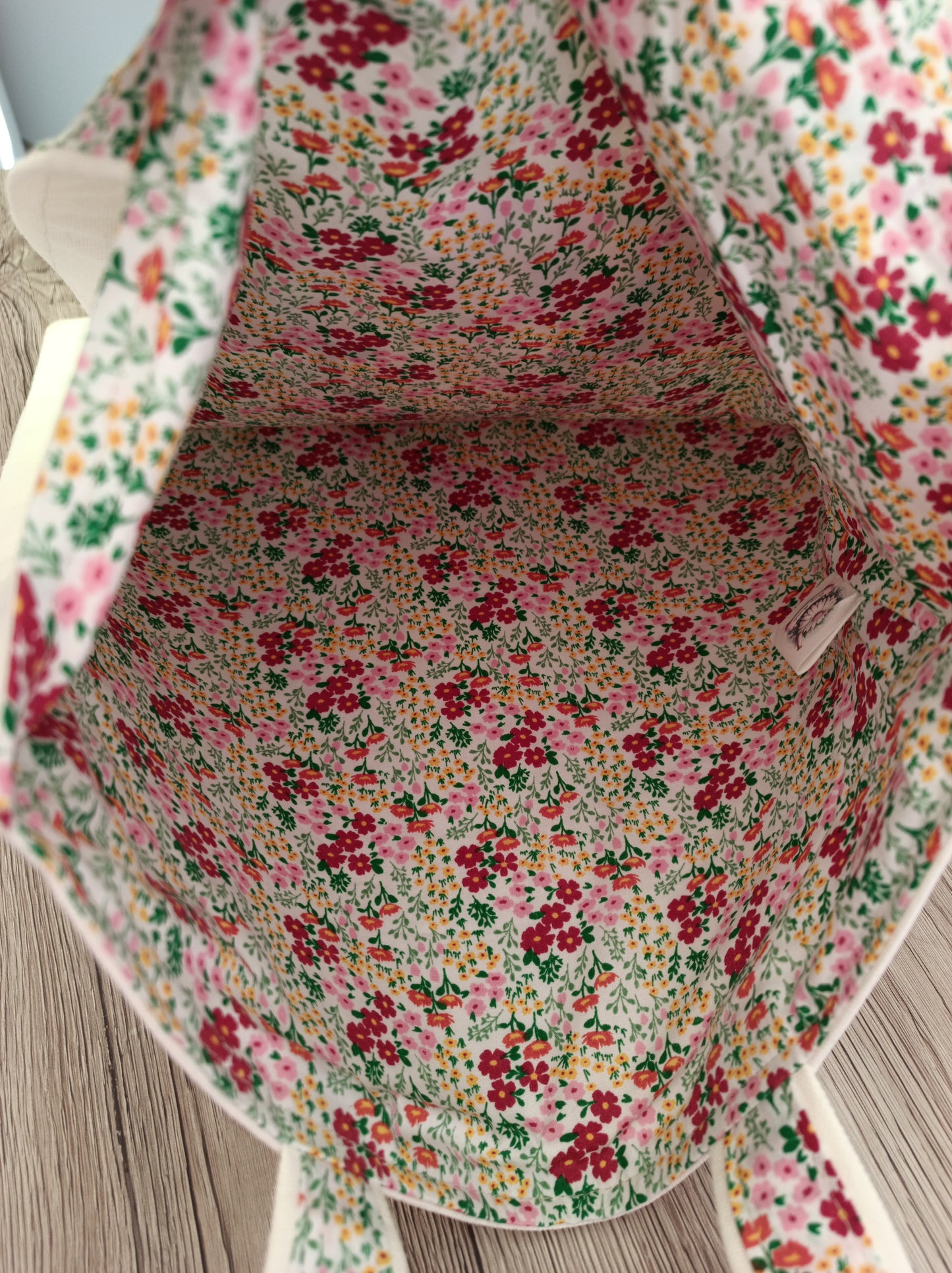 Handmade canvas tote bag with highland cow transfer picture, floral lining, sturdy shoulder straps, perfect for everyday use or gifts.