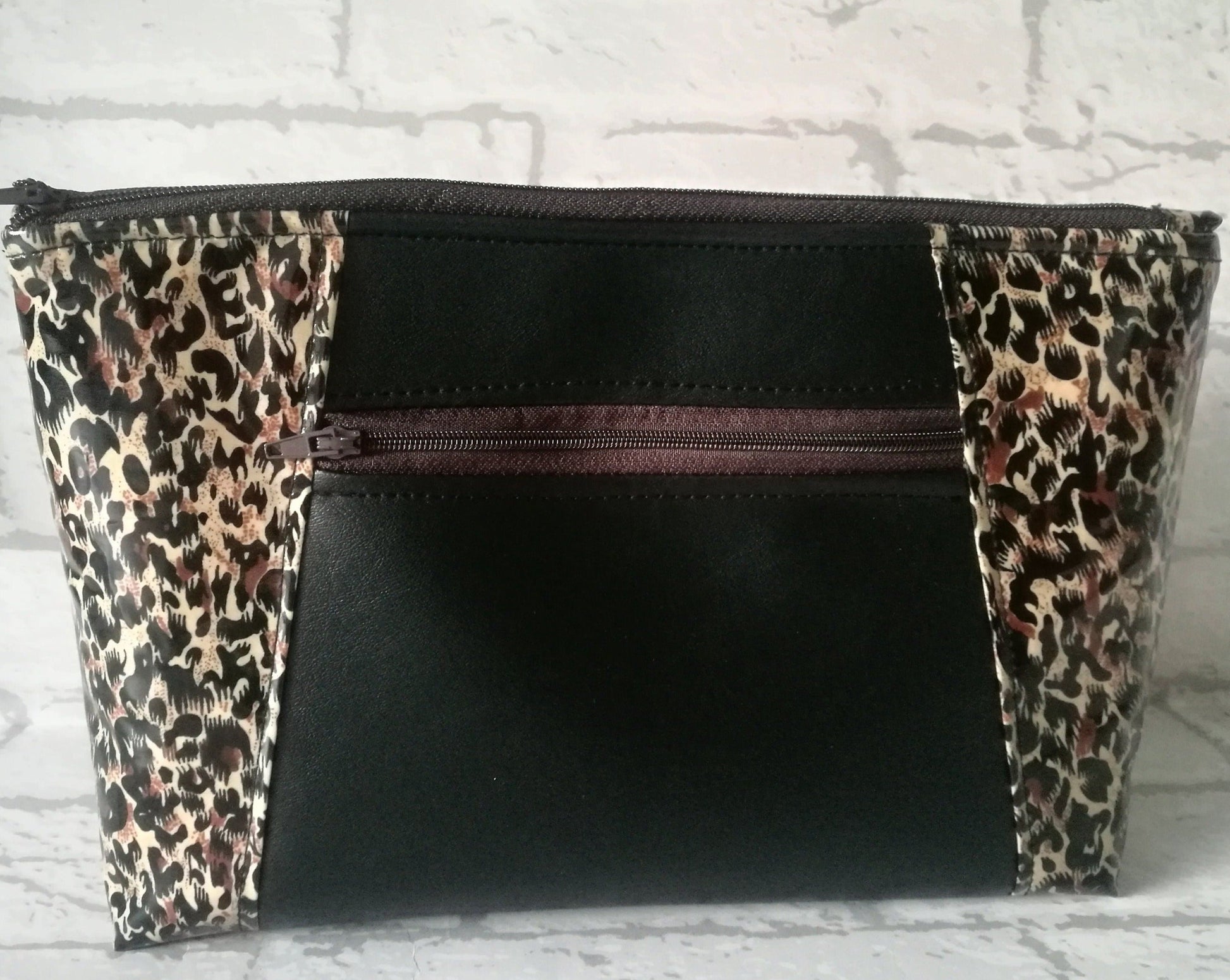 black and leopard print faux leather cosmetic and toiletry bag, make case, zippered evening carry clutch